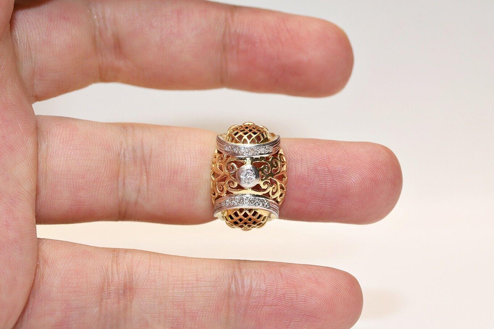 Antique Circa 1900s Handcrafted 18k Gold Natural Diamond Decorated Ring For Sale 5