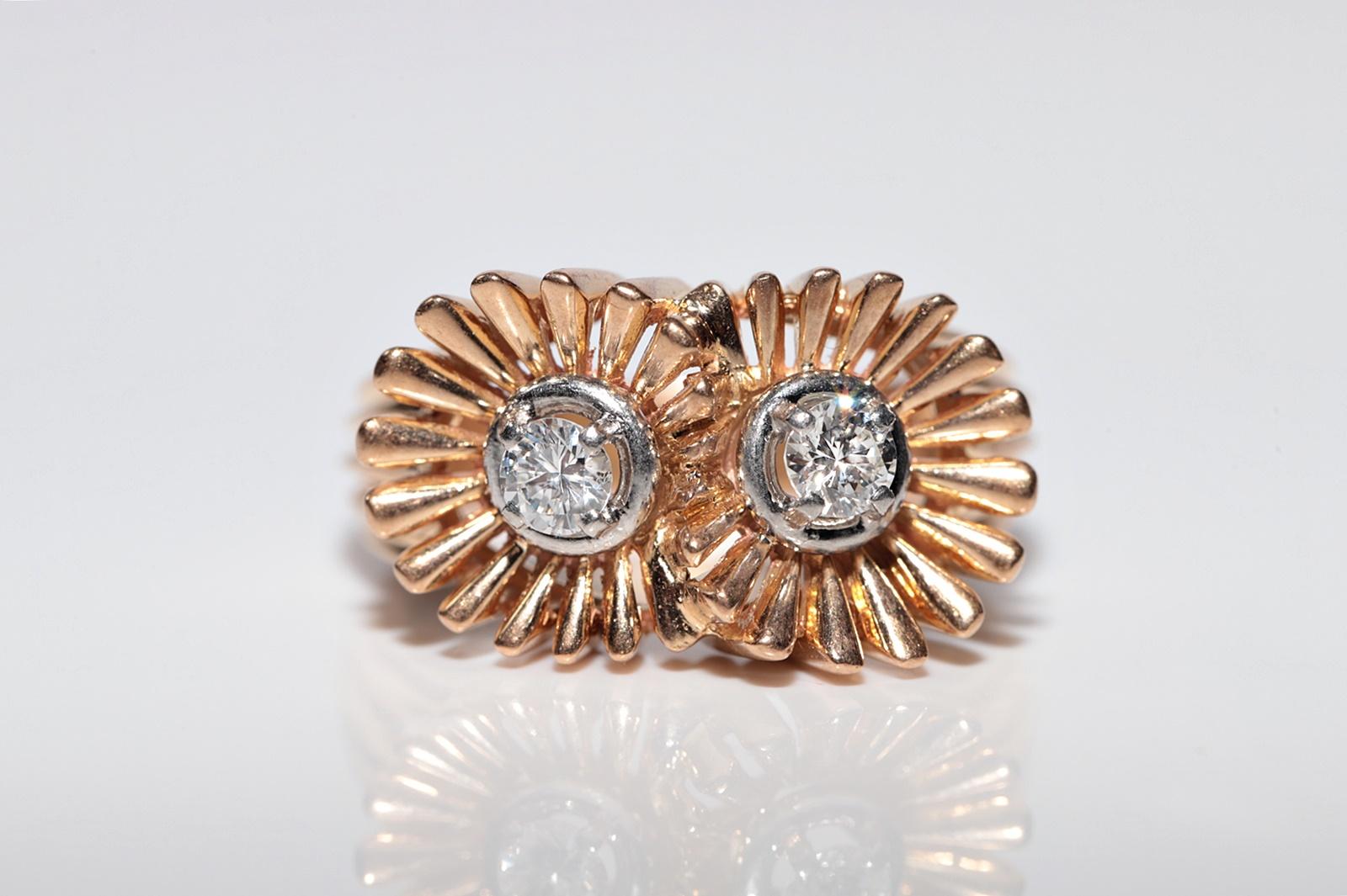 Vittoriano Antico anello decorato con diamanti naturali in oro 18 ct. del 1900 CIRCA in vendita