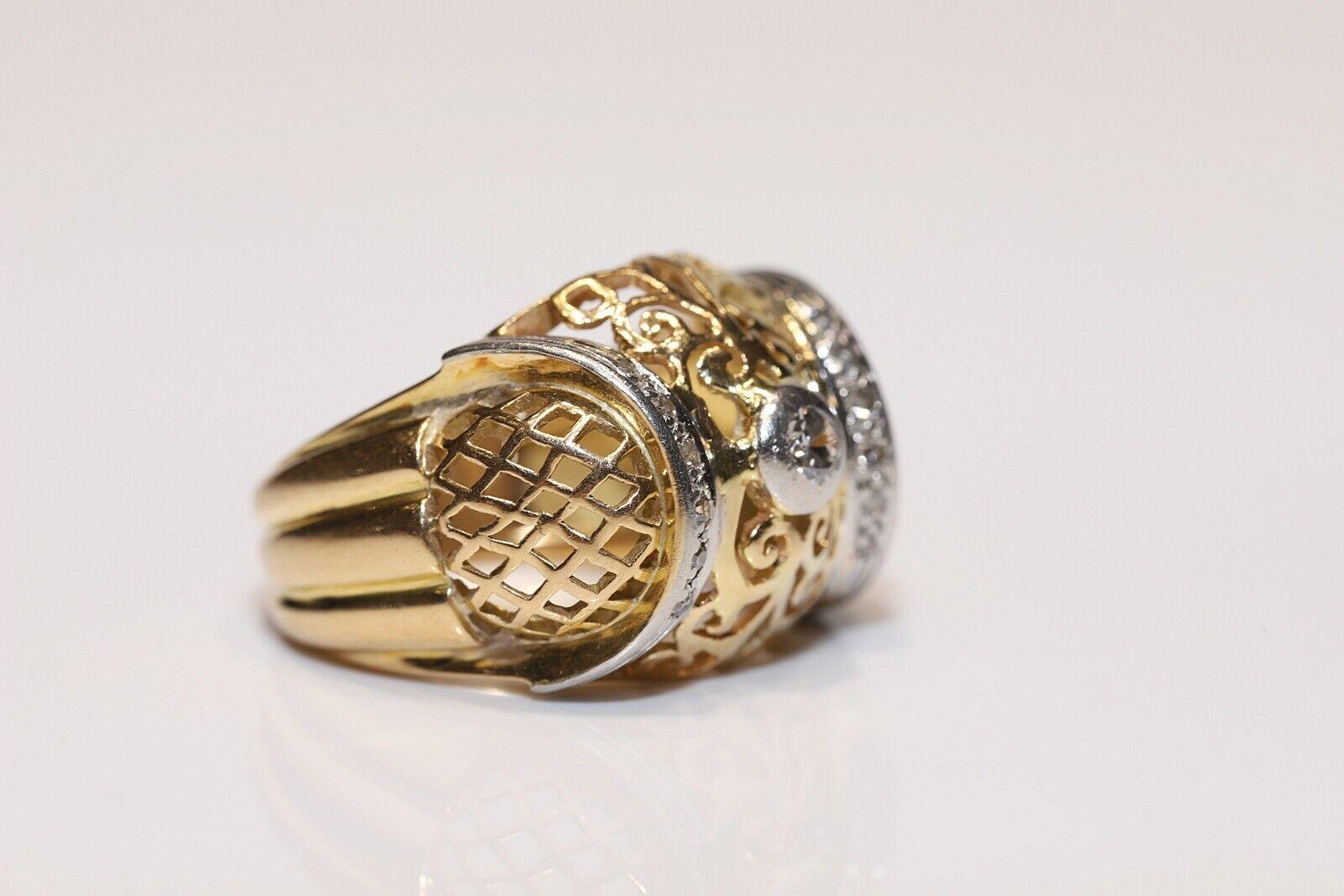 Antique Circa 1900s Handcrafted 18k Gold Natural Diamond Decorated Ring In Good Condition For Sale In Fatih/İstanbul, 34