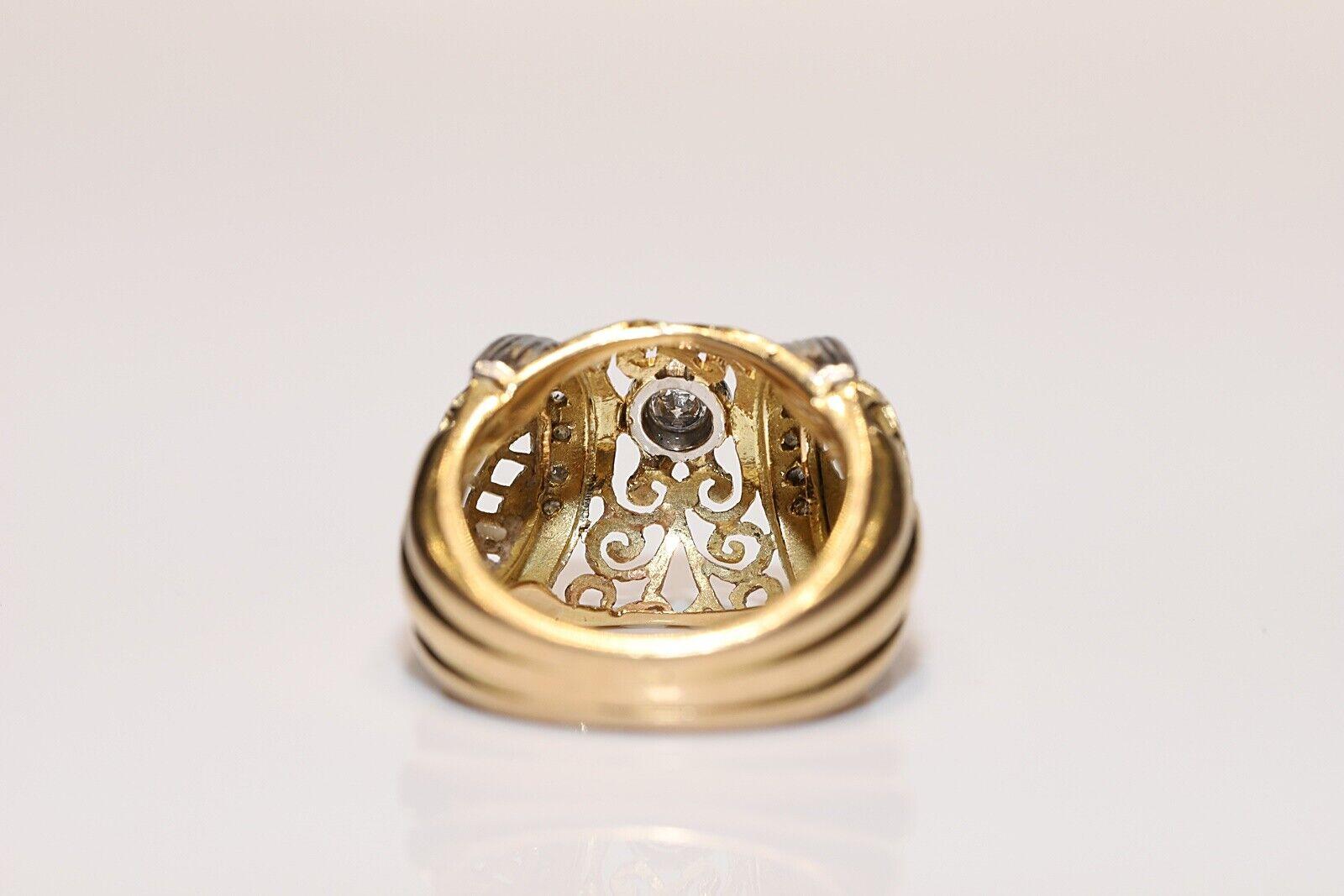 Ancienne bague artisanale des années 1900 en or 18 carats décorée de diamants naturels en vente 3