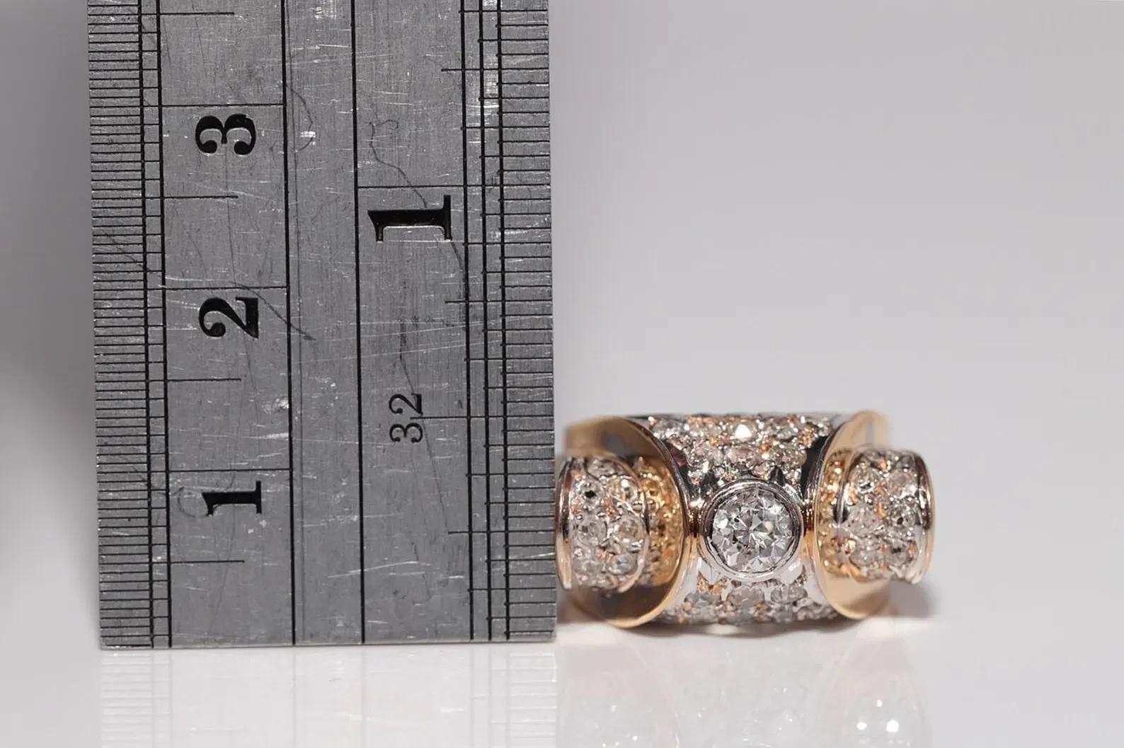 Antico anello con serbatoio decorato con diamanti naturali in oro 18 ct. del 1900 CIRCA in vendita 5