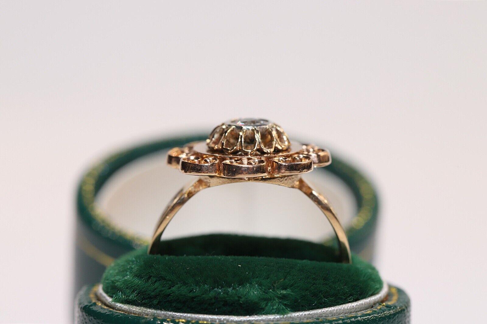 Antike, handgefertigte, um 1900, handgefertigt  18 Karat Gold Solitär-Ring mit natürlichem Diamant im Altschliff (Spätviktorianisch) im Angebot