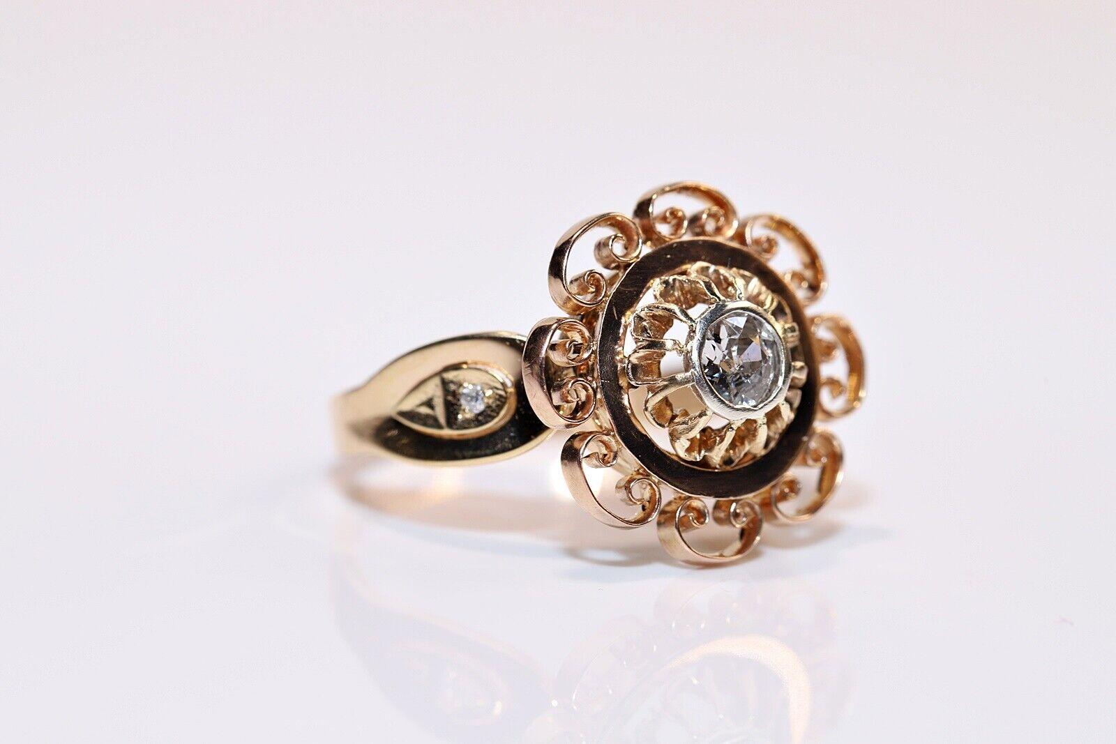 Antike, handgefertigte, um 1900, handgefertigt  18 Karat Gold Solitär-Ring mit natürlichem Diamant im Altschliff Damen im Angebot