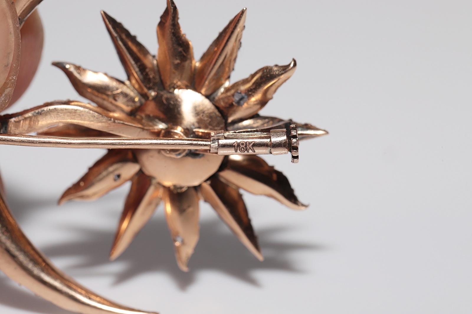 Antique Circa 1900s Handcrafted  18k Gold Natural Rose Cut Diamond Moon Brooch For Sale 5