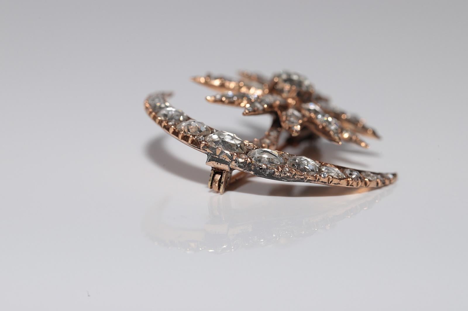 Antique Circa 1900s Handcrafted  18k Gold Natural Rose Cut Diamond Moon Brooch For Sale 12
