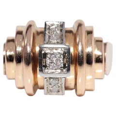 Antico anello decorato con diamanti naturali in oro rosa 18 ct. del 1900, fatto a mano.