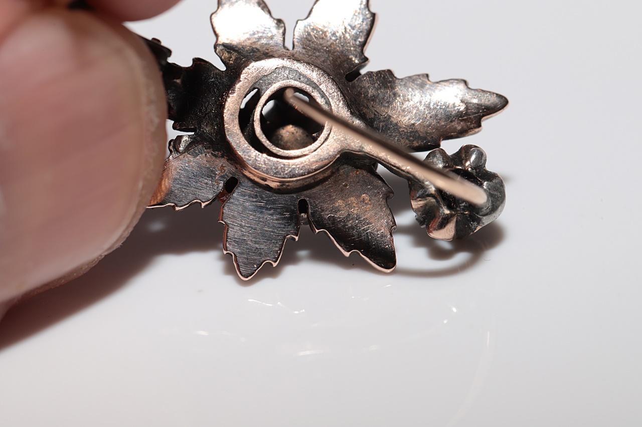 Antique Circa 1900s Handcrafted 8k Gold Natural Rose Cut Diamond Flowers Earring For Sale 3