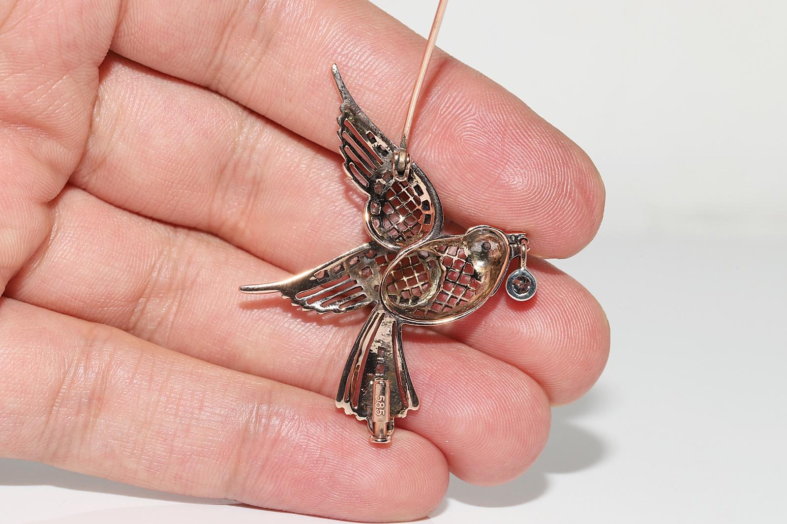 Rose Cut Antique Circa 1900s Handmade 14k Gold Top Silver Natural Diamond  Bird Brooch For Sale