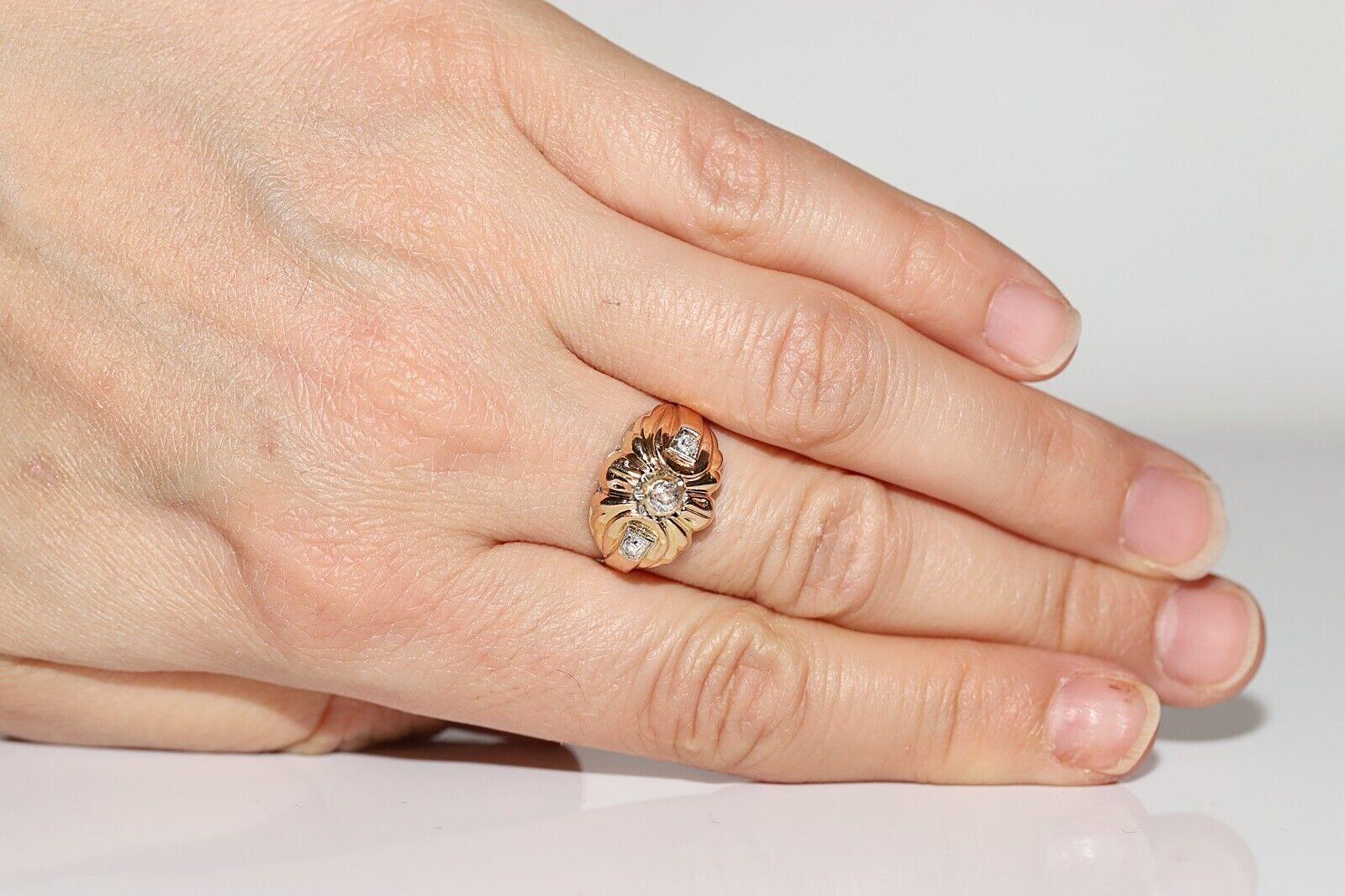 Antique Circa 1900s Handmade  18k gold Natural Diamond Decorated Ring For Sale 4