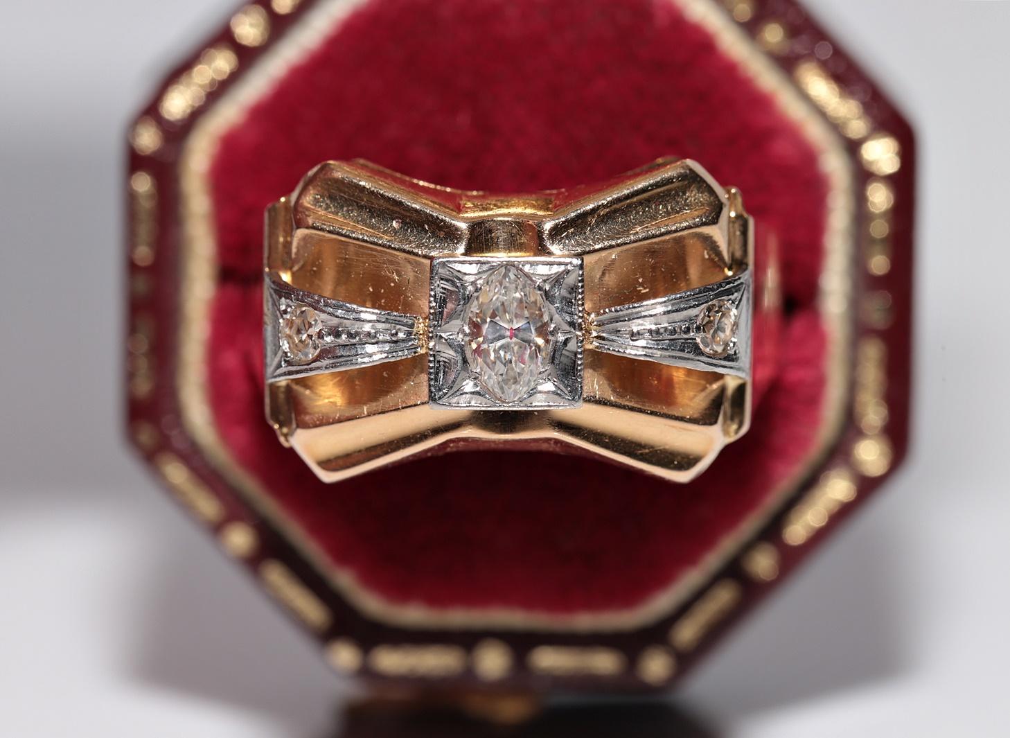 In very good condition.
Total weight is 3.8 grams.
Totally is main marquise 0.20 ct.
The main marquise cut diamond is has I color and vs clarity.
Totally is side diamond 0.05 ct.
The side diamond is has K color and vs clarity.
Ring is size is US