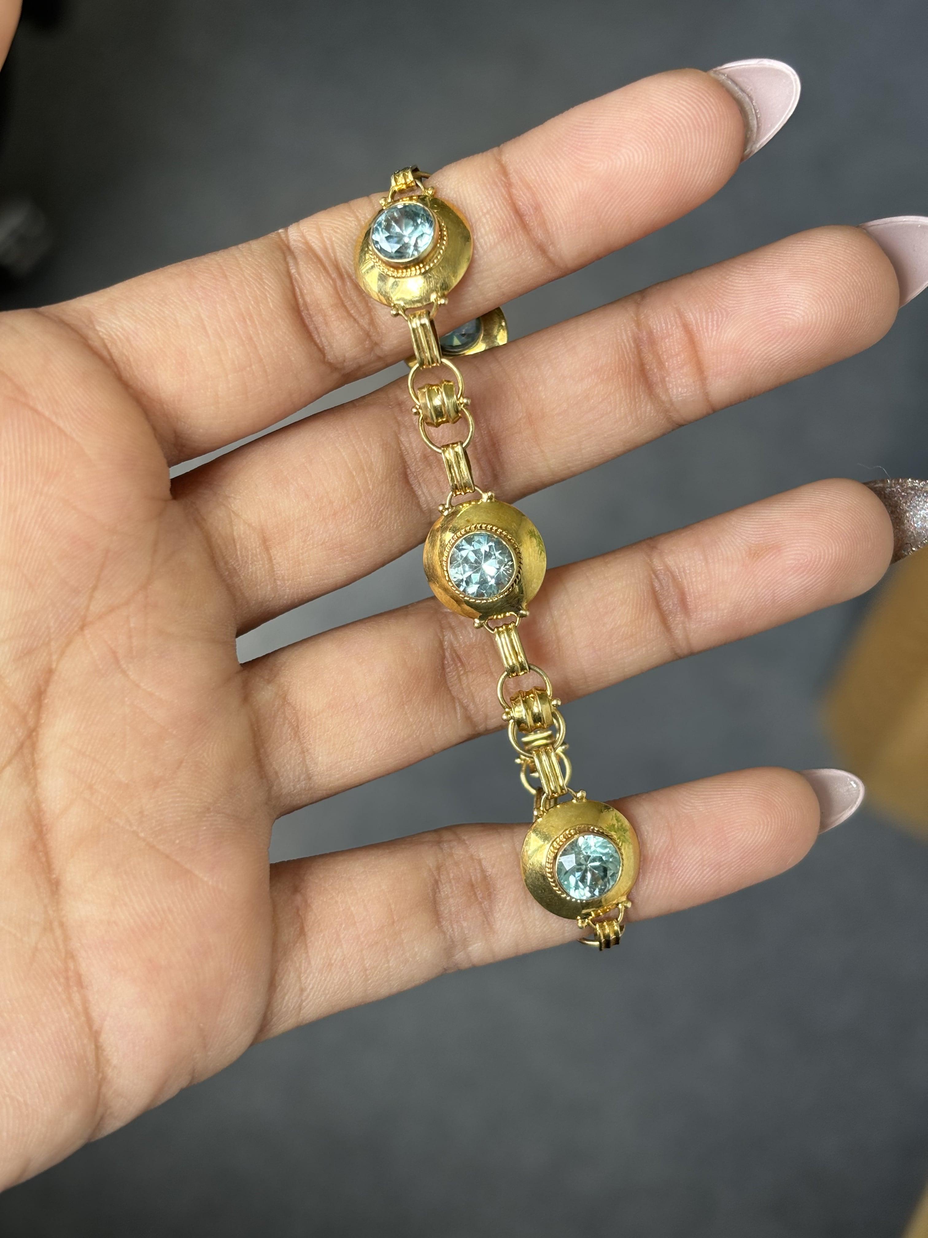 Antique circa 1900s Light Blue Zircon Bracelet in 14K Yellow Gold 3