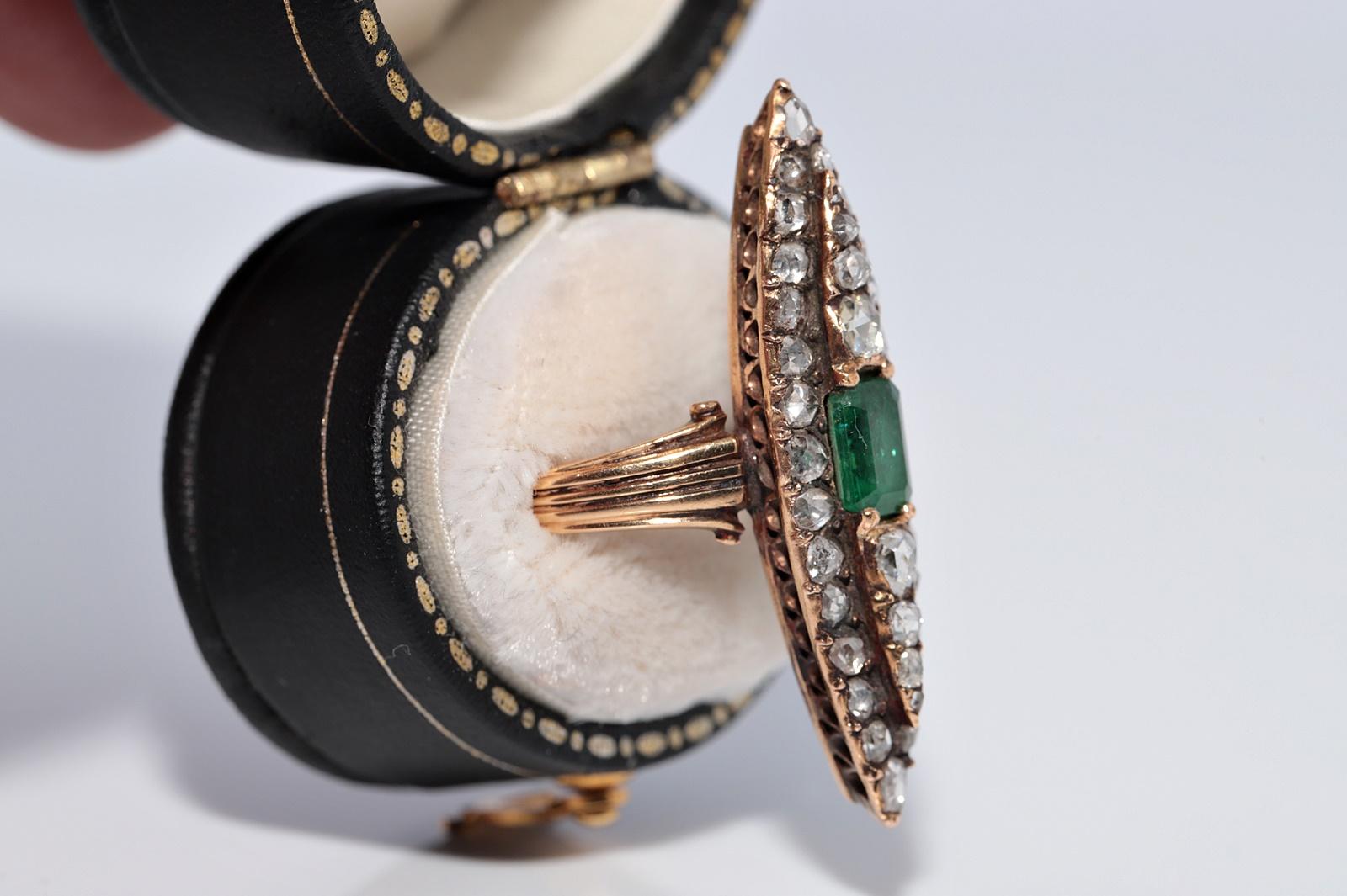 Vittoriano Anello antico CIRCA 1900 con diamante naturale taglio rosa e smeraldo Navette in vendita
