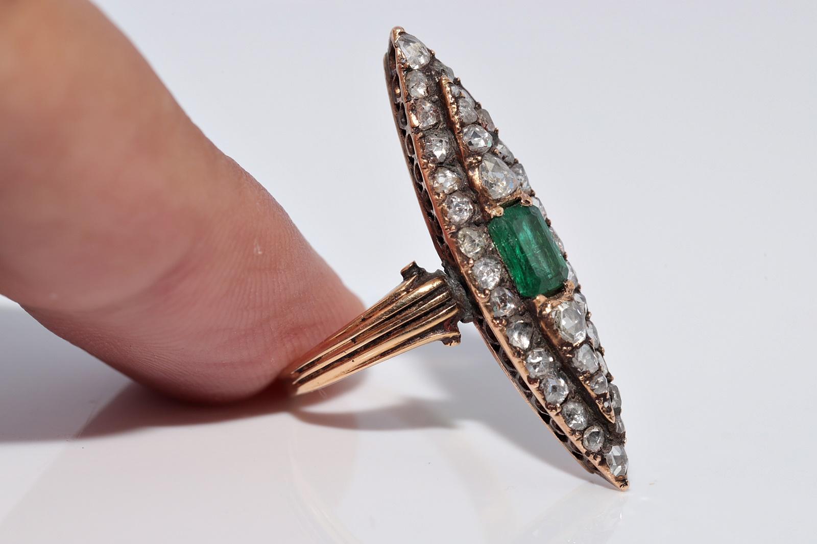 Anello antico CIRCA 1900 con diamante naturale taglio rosa e smeraldo Navette In condizioni buone in vendita a Fatih/İstanbul, 34