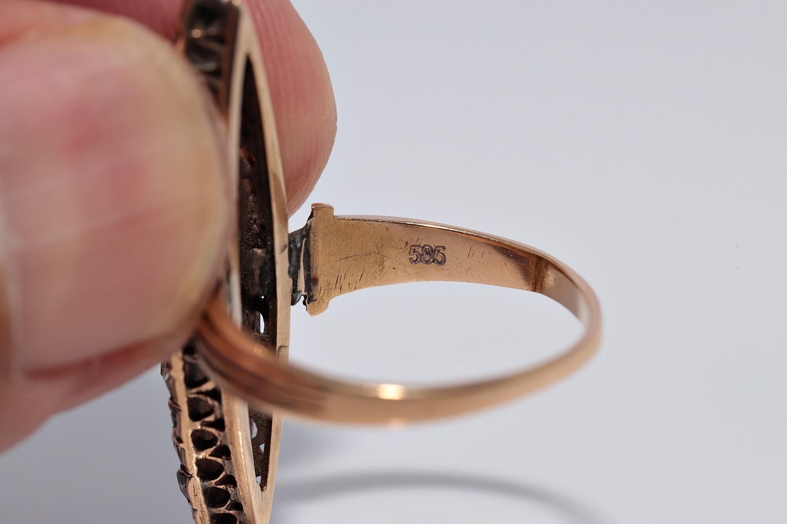 Anello antico CIRCA 1900 con diamante naturale taglio rosa e smeraldo Navette in vendita 2