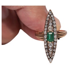 Anello antico CIRCA 1900 con diamante naturale taglio rosa e smeraldo Navette