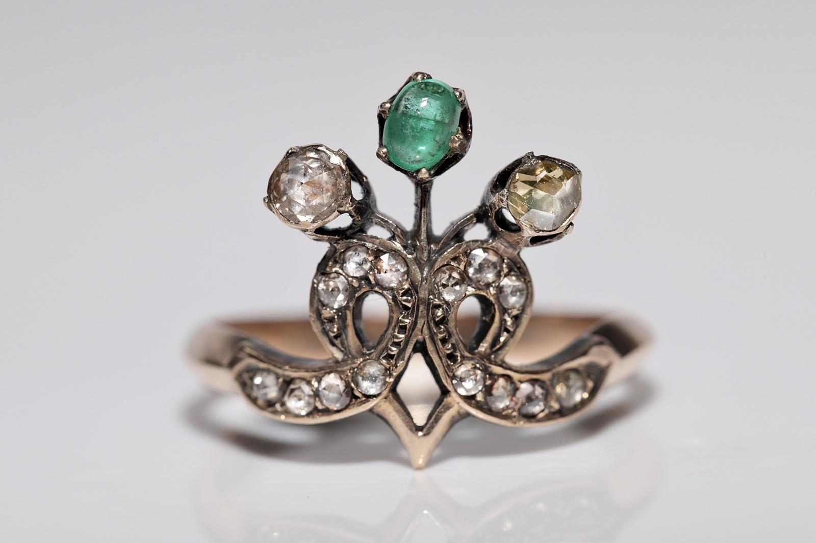 In very good condition.
Total weight is 3.9 grams.
Totally is diamond 0.55 ct.
Totally is emerald 0.20 ct.
Ring size is US 8.5
We can make any size.
Please contact for any questions.