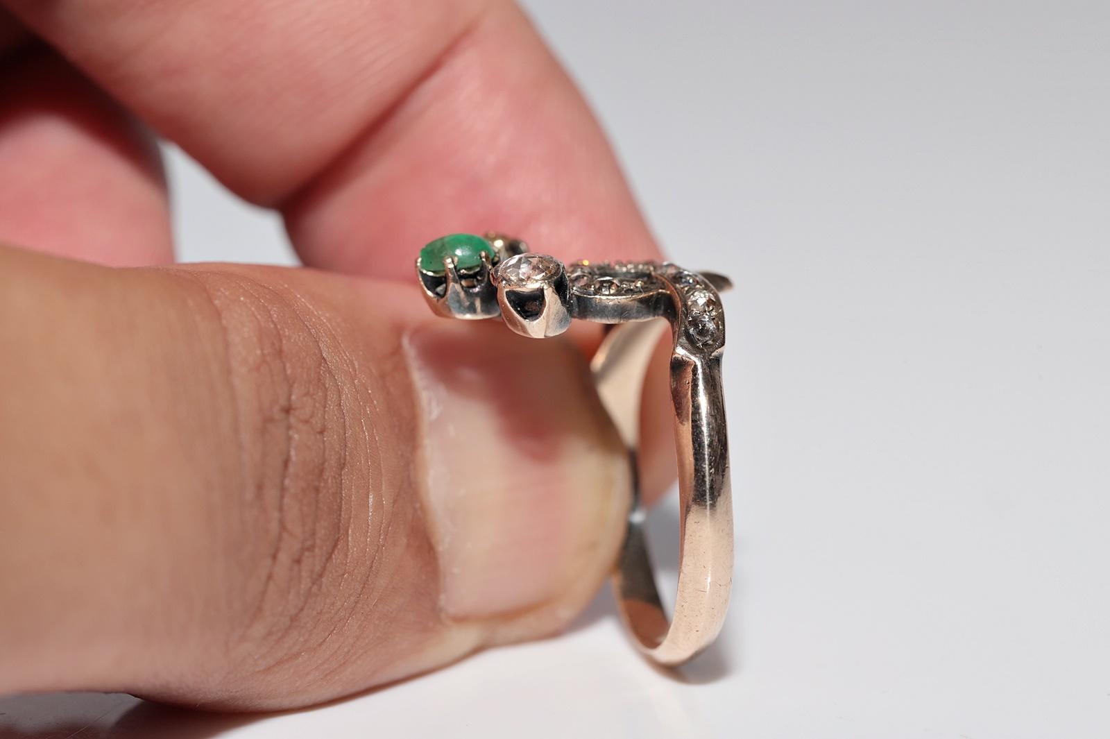 Antique Circa 1900s Ottoman 14k Gold Natural Rose Cut Diamond And Emerald Ring For Sale 2
