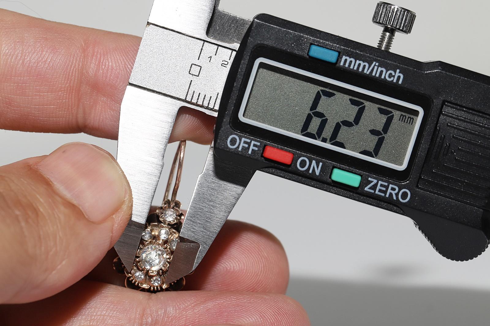 Antiker Ottomane 8k Gold Natürlicher Rosenschliff Diamant Dekorierter Ohrring, um 1900er Jahre im Angebot 5