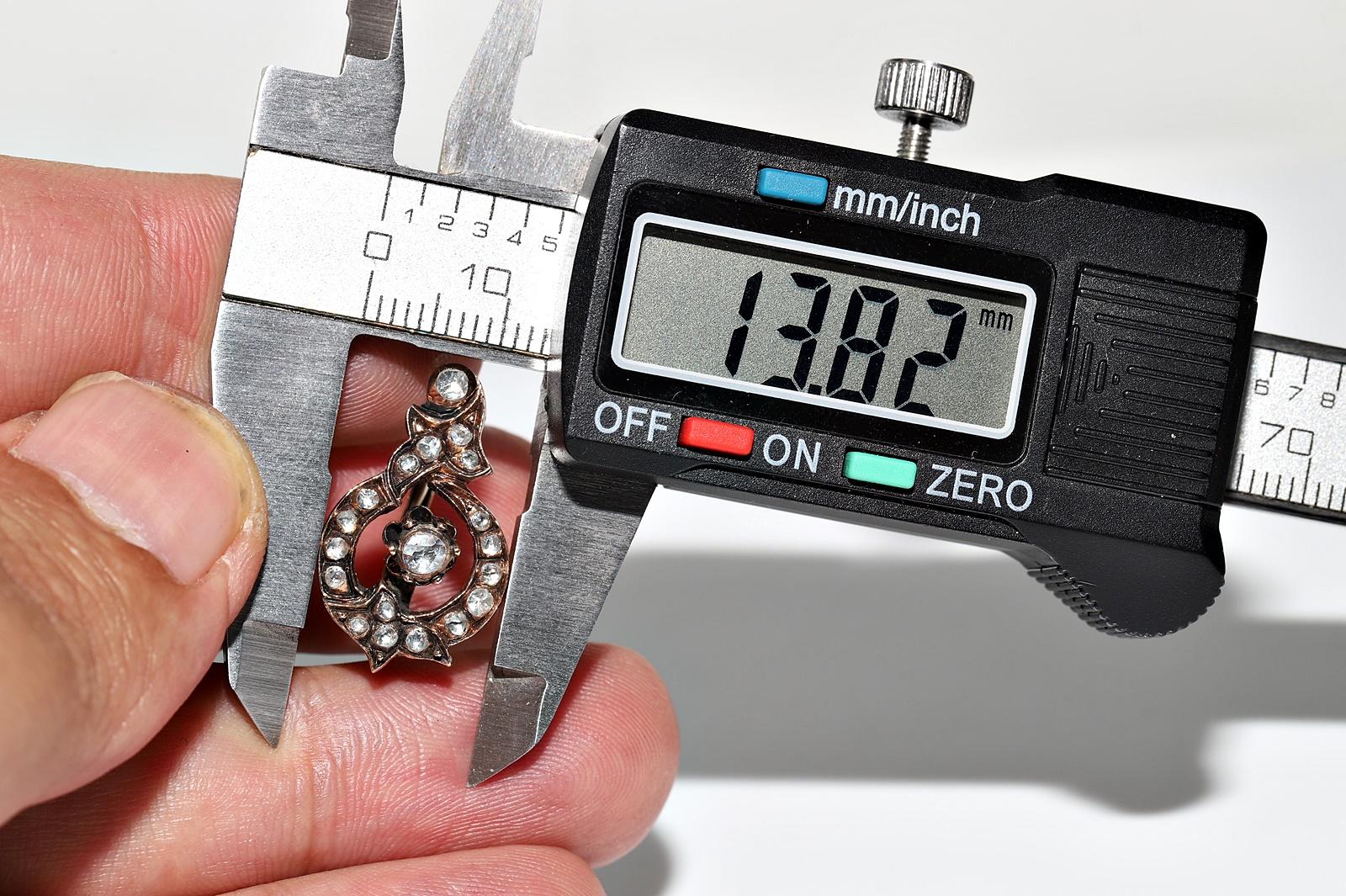 Antiker Ottomane 8k Gold Natürlicher Rosenschliff Diamant Dekorierter Ohrring, um 1900er Jahre im Angebot 6