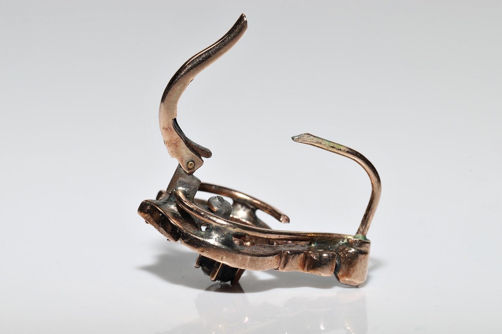 Antiker Ottomane 8k Gold Natürlicher Rosenschliff Diamant Dekorierter Ohrring, um 1900er Jahre im Angebot 3