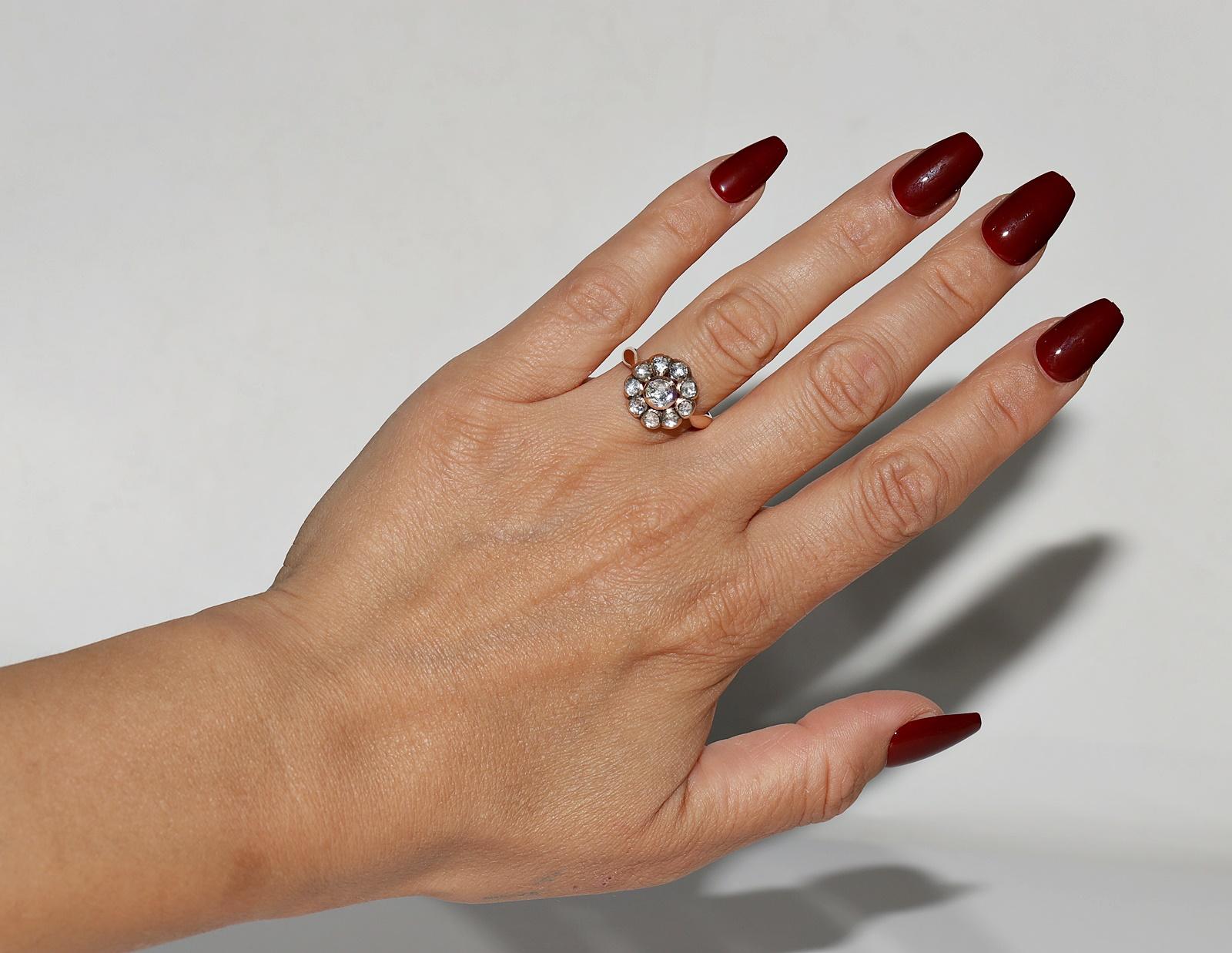 In very good condition.
Total weight is 3.4 grams.
Totally is diamond 1.35 ct.
The diamond is has H-I color and s1-s2-s3-Pique1 clarity.
Ring size is US 7
We can make any size.
Box is not included.
Please contact for any questions.