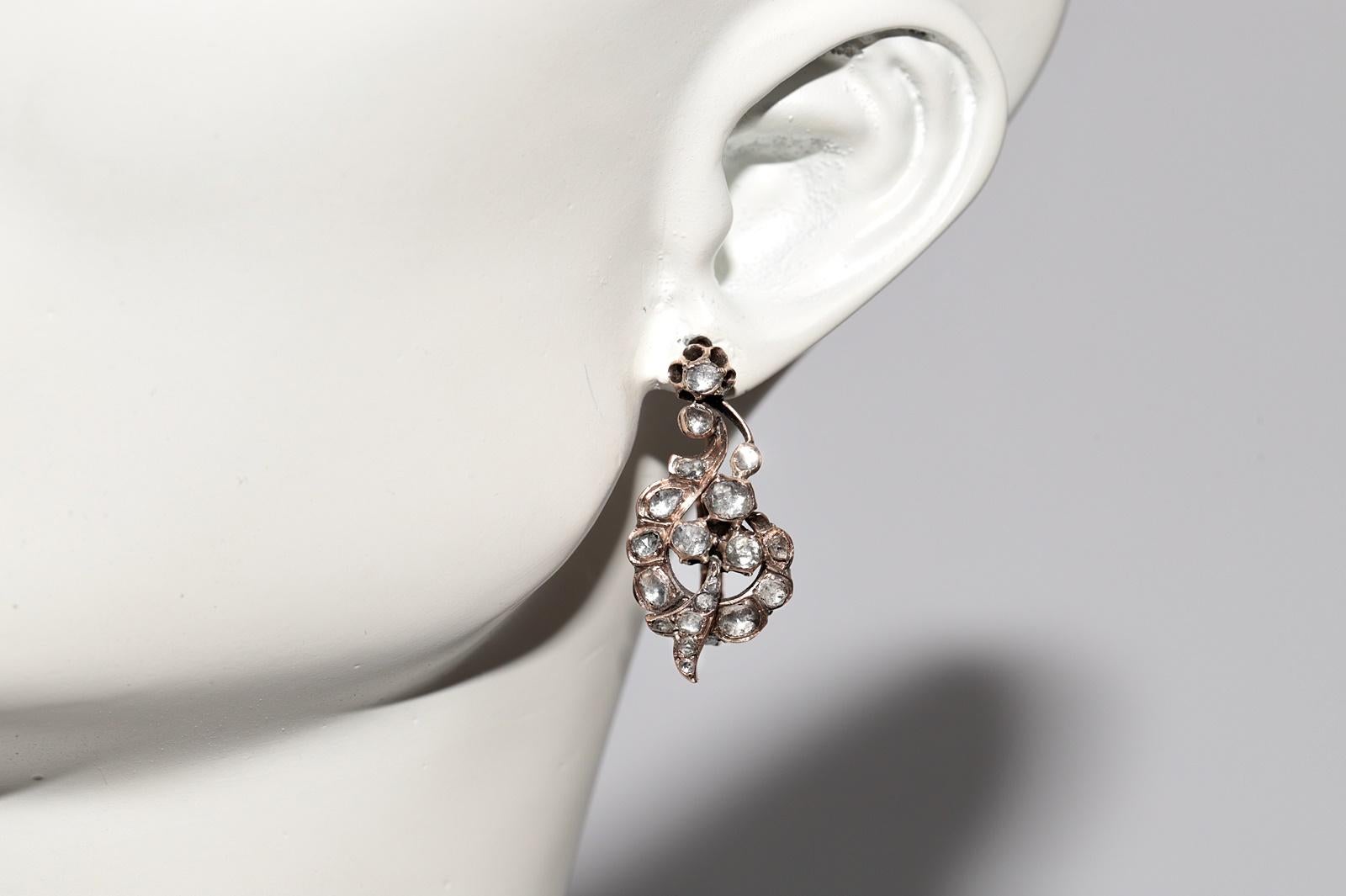 Boucles d'oreilles anciennes en or 8k Circa 1900, diamant naturel taillé en rose en vente 5