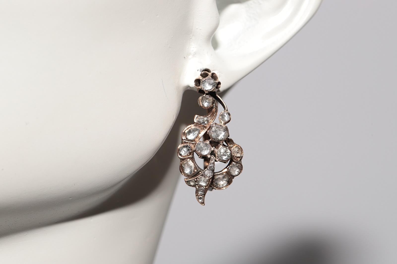 Boucles d'oreilles anciennes en or 8k Circa 1900, diamant naturel taillé en rose en vente 6