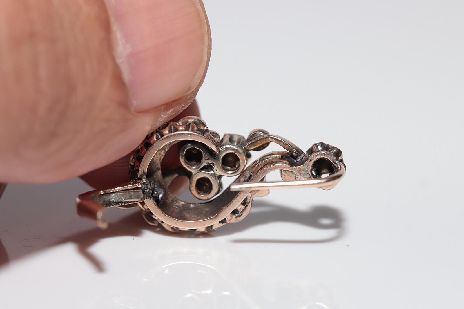 Boucles d'oreilles anciennes en or 8k Circa 1900, diamant naturel taillé en rose en vente 3