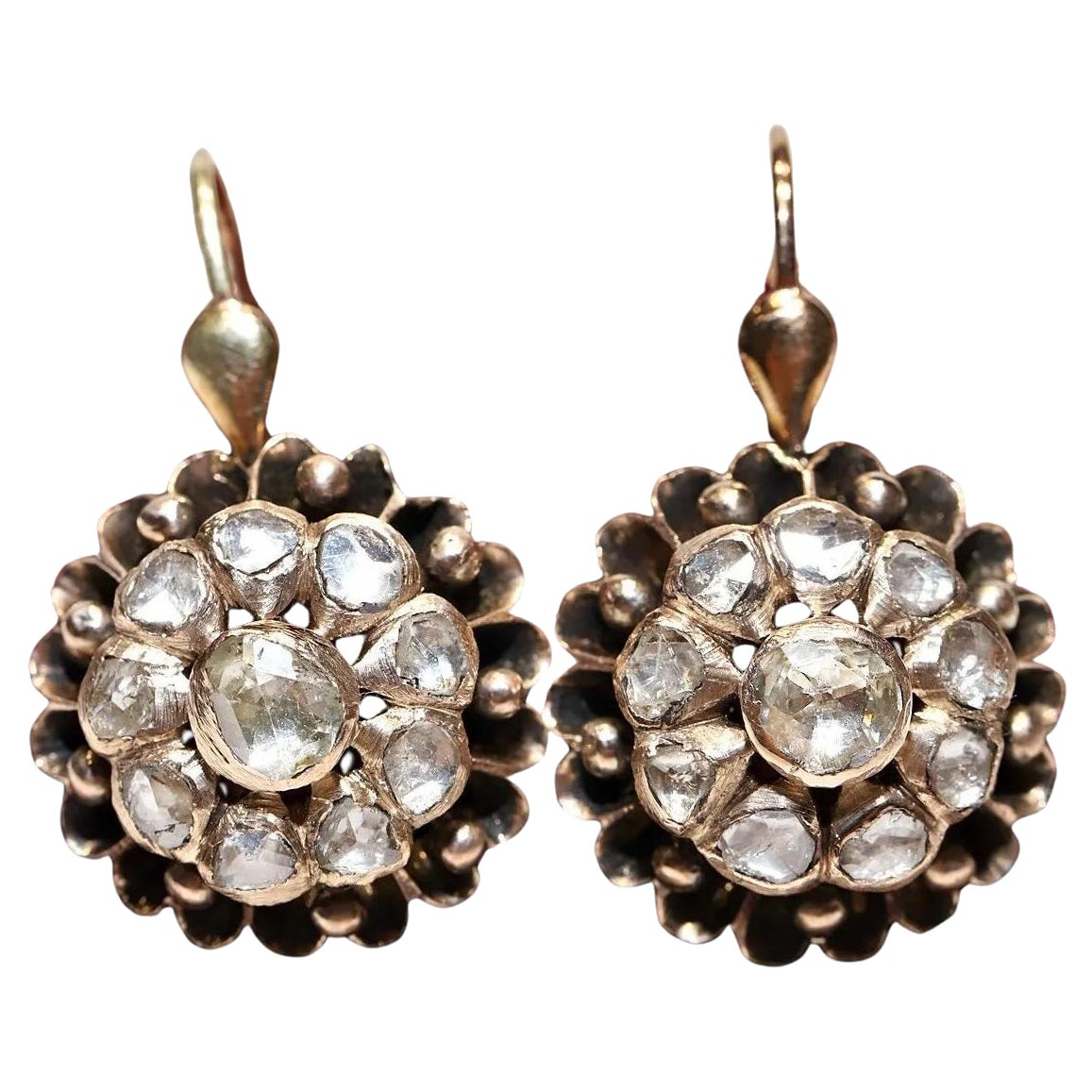 Boucles d
oreilles anciennes en or 8k Circa 1900, diamant naturel taillé en rose en vente