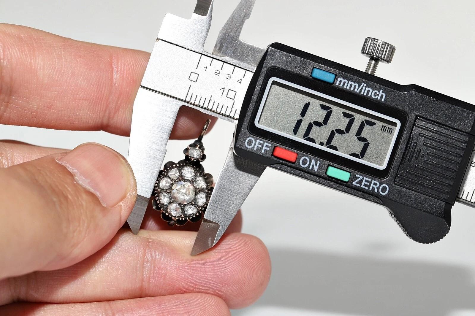 Antike CIRCA 1900s Osmanisch 8k Gold Natürliche Rose Cut Diamond Rose Ohrring im Angebot 6