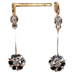 Antiguo Pendiente Victoriano Circa 1900 de Oro de 18k Decorado con Diamantes Naturales