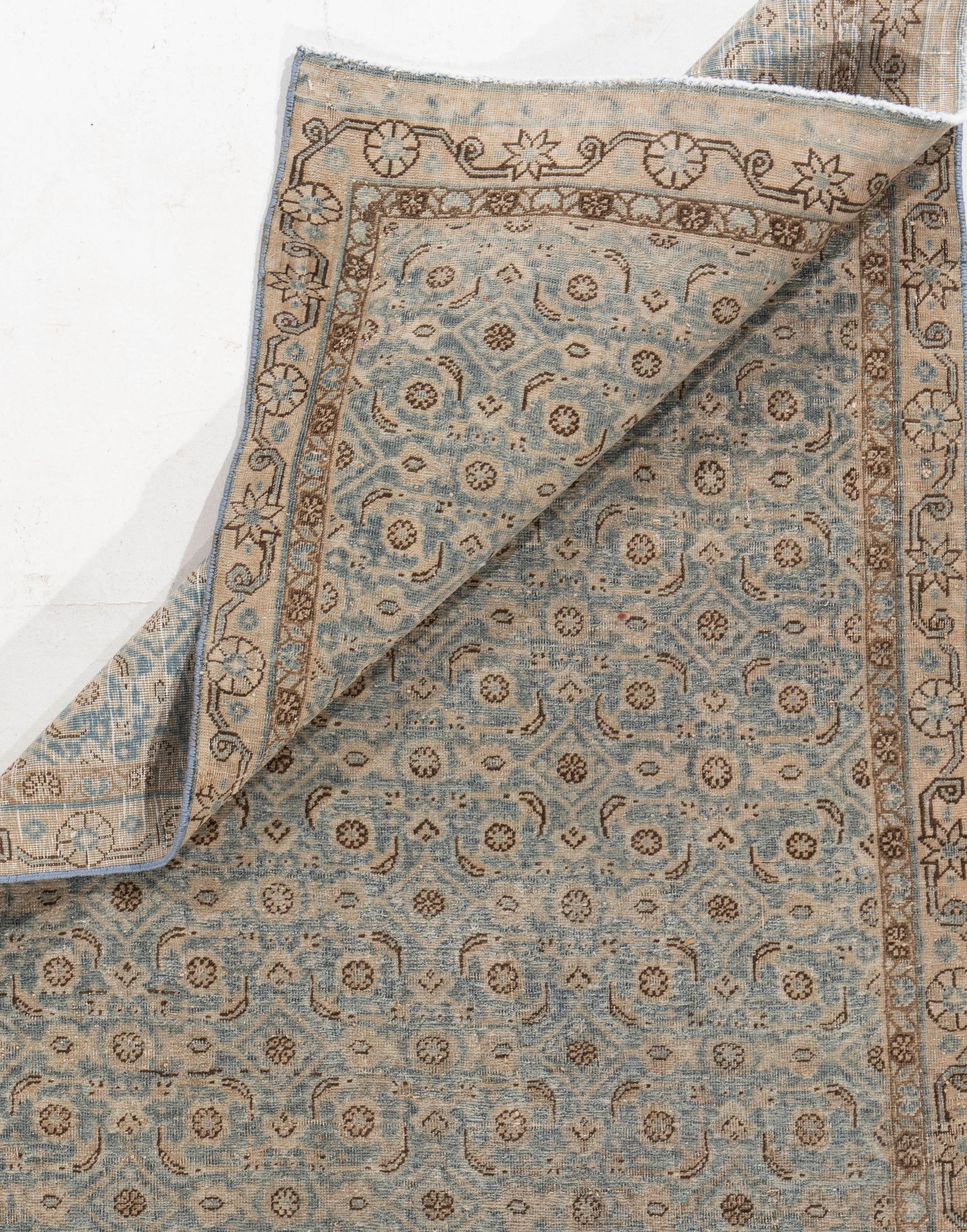 Paire de tapis de couloir persans Tabriz bleus noués à la main, datant d'environ 1910 en vente 2