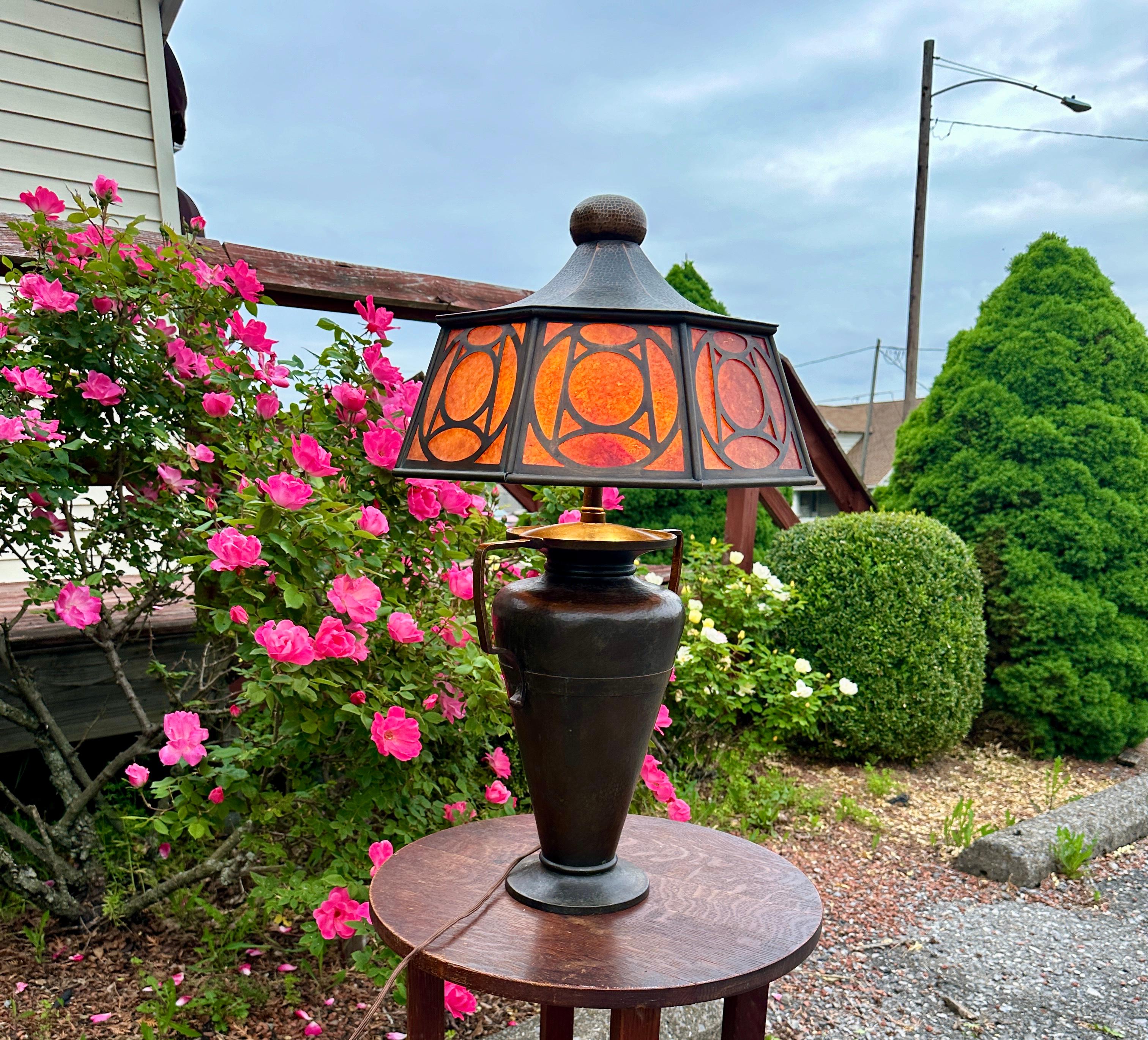 Arts and Crafts ANTIQ, Cir. 1910 C.  LIMBERT  Lampada. Stickley epoca - C/periodo  MICA     DEVE  VENDERE in vendita