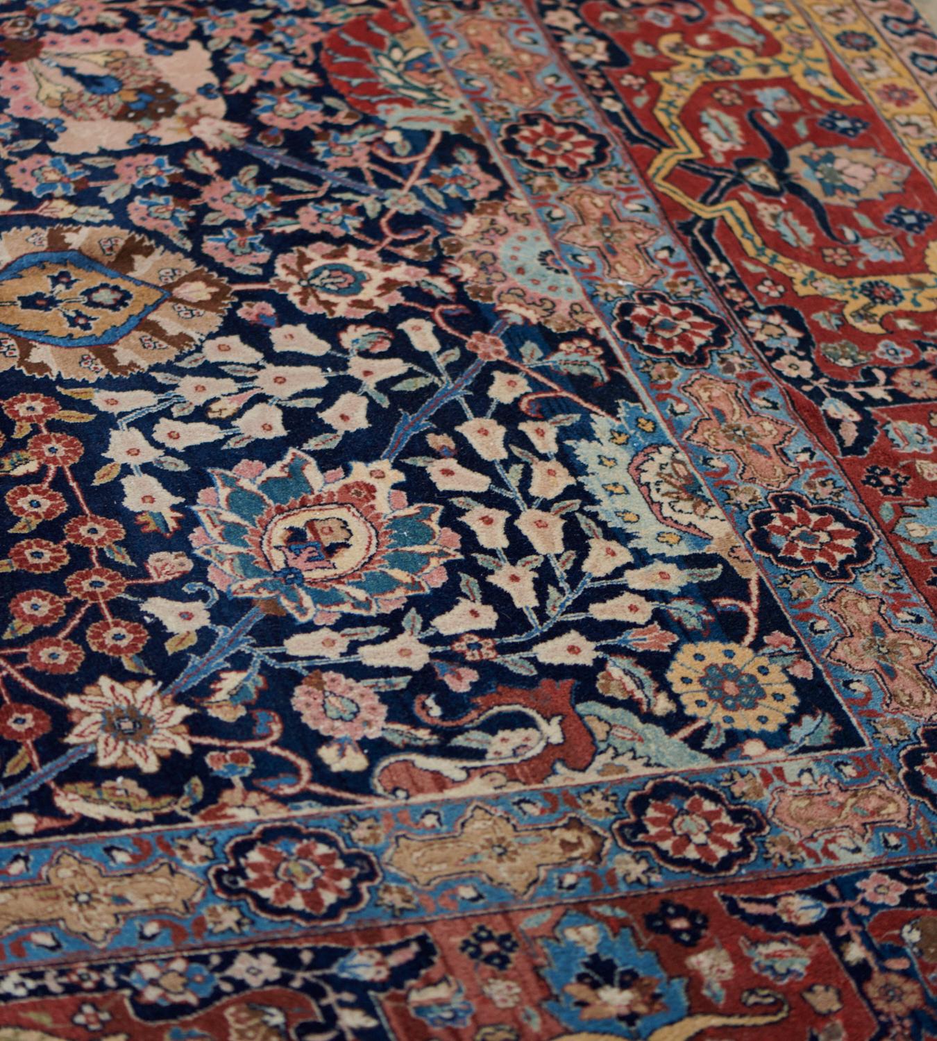 Antique Circa-1910 Hand-knotted Wool Floral Authentic Persian Tabriz Rug In Good Condition For Sale In West Hollywood, CA