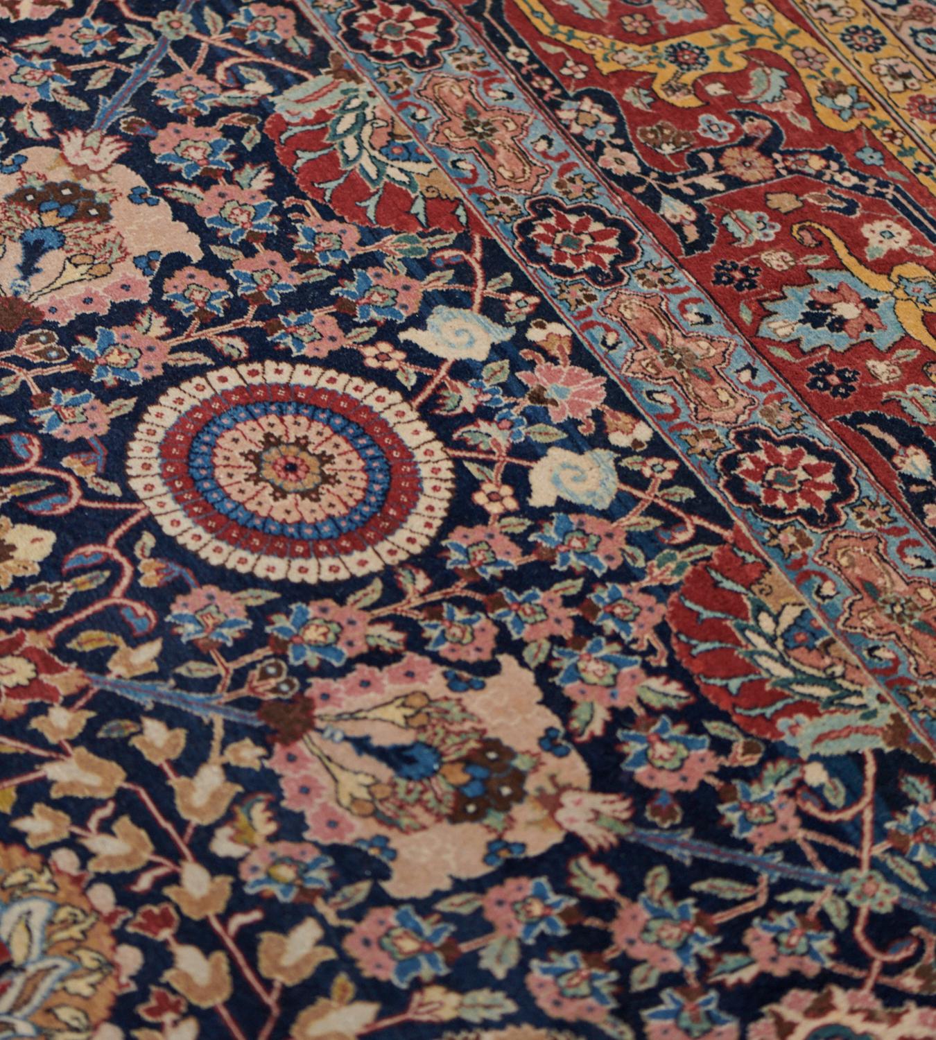 Antique Circa-1910 Hand-knotted Wool Floral Authentic Persian Tabriz Rug For Sale 1