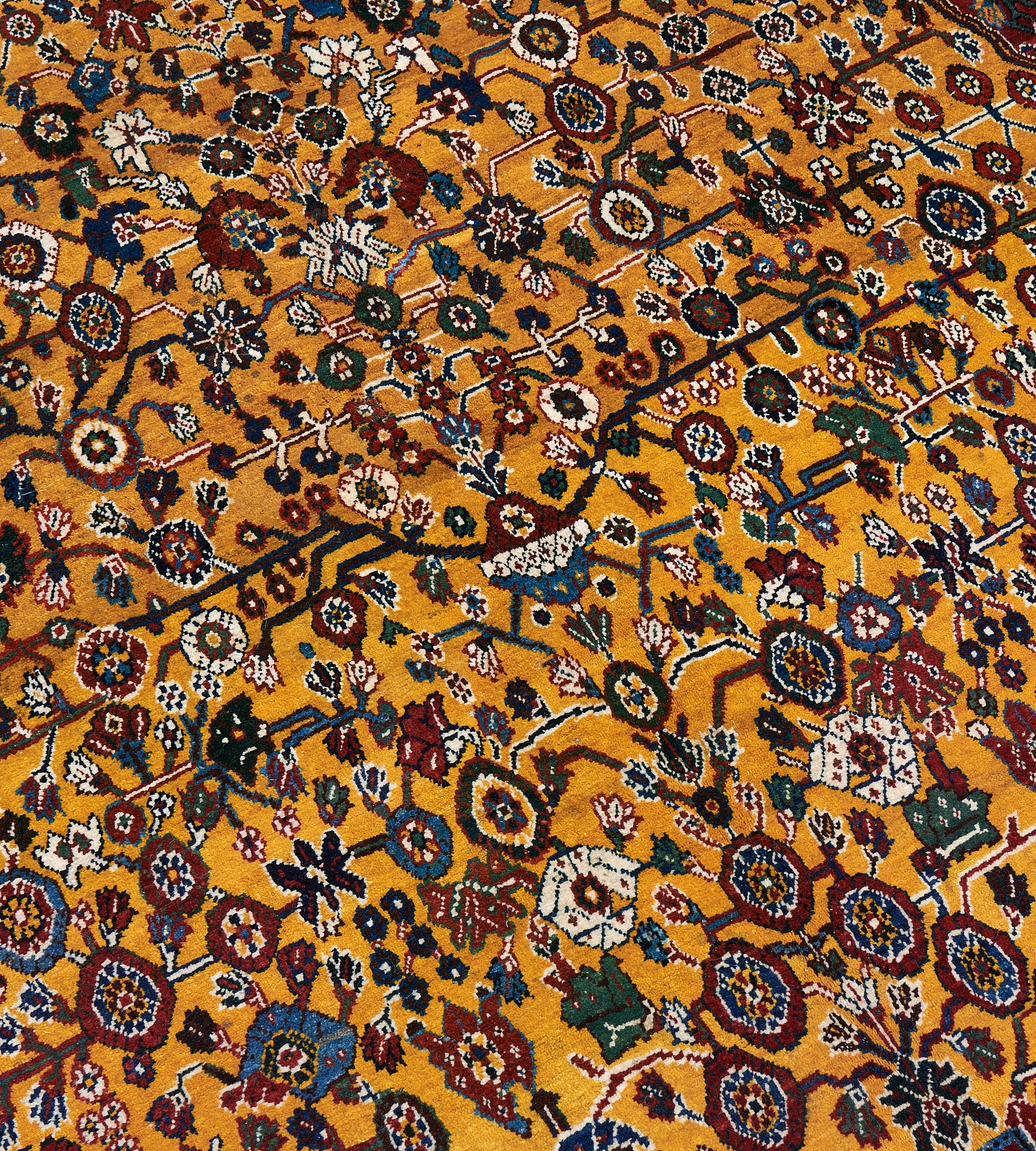 Antique, circa 1910, Handwoven Qashqai Prayer Rug For Sale 3