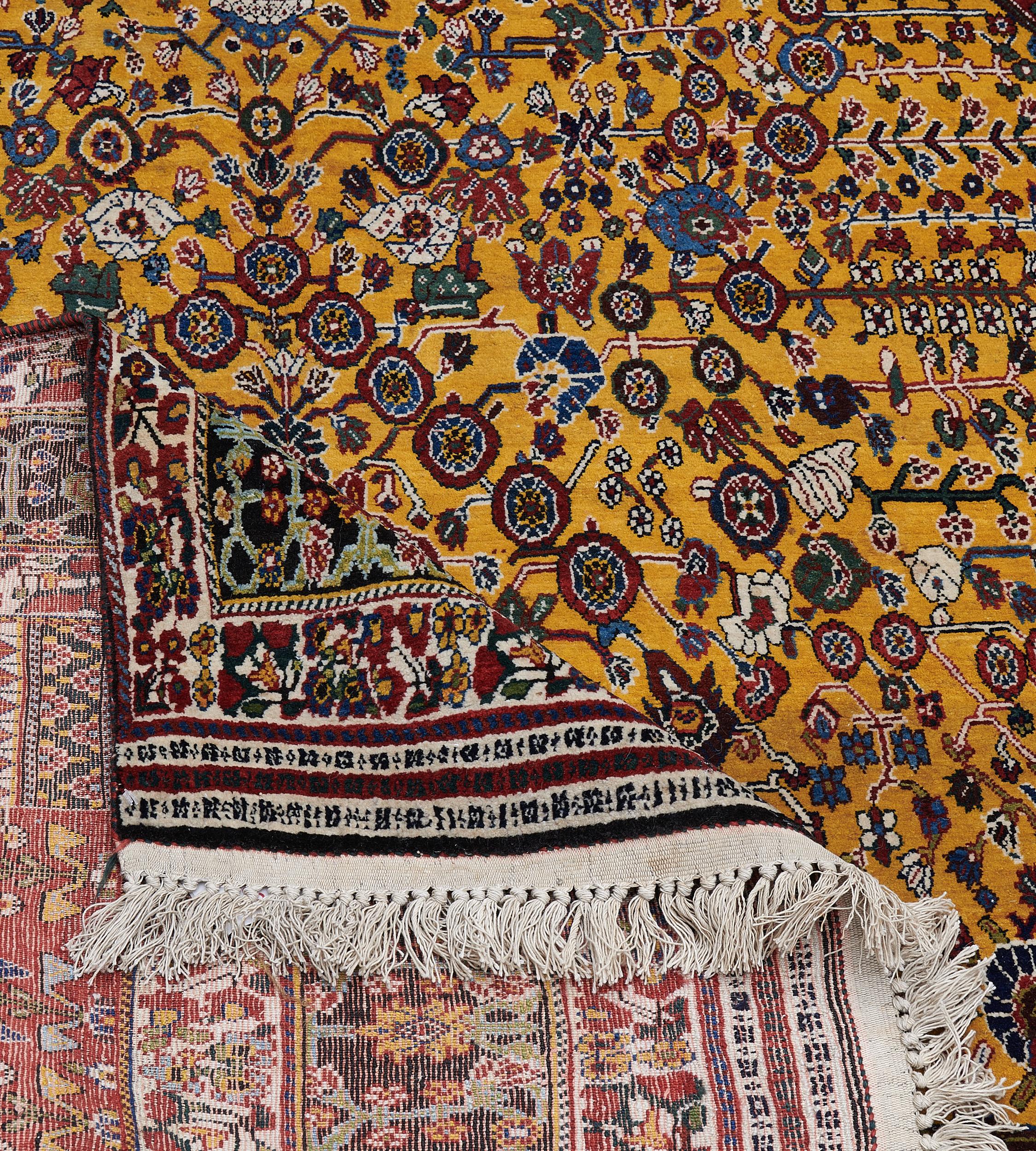 Antique, circa 1910, Handwoven Qashqai Prayer Rug For Sale 4