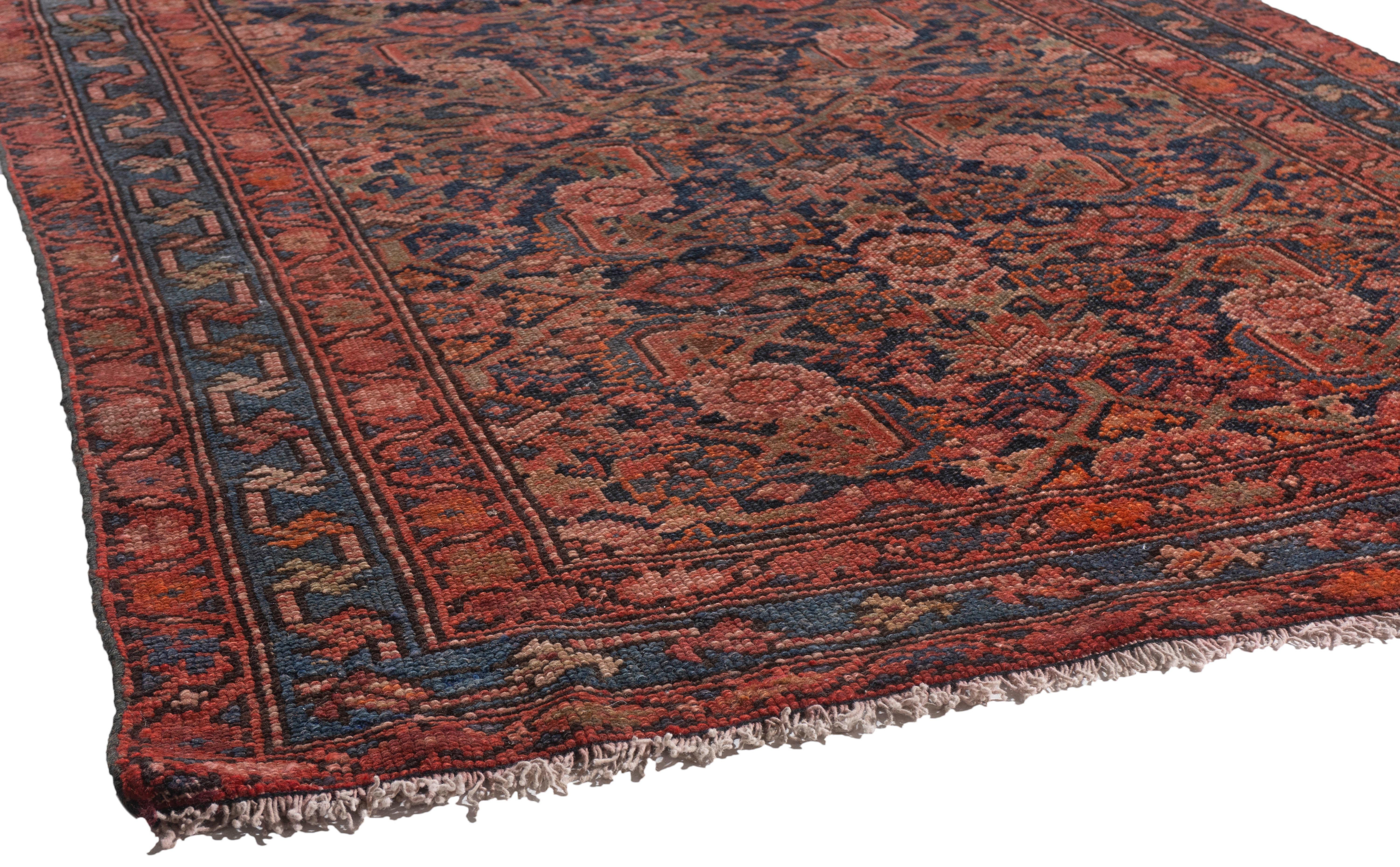 Antico runner annodato a mano rosso persiano Malayer del 1910 circa In condizioni buone in vendita a New York, NY
