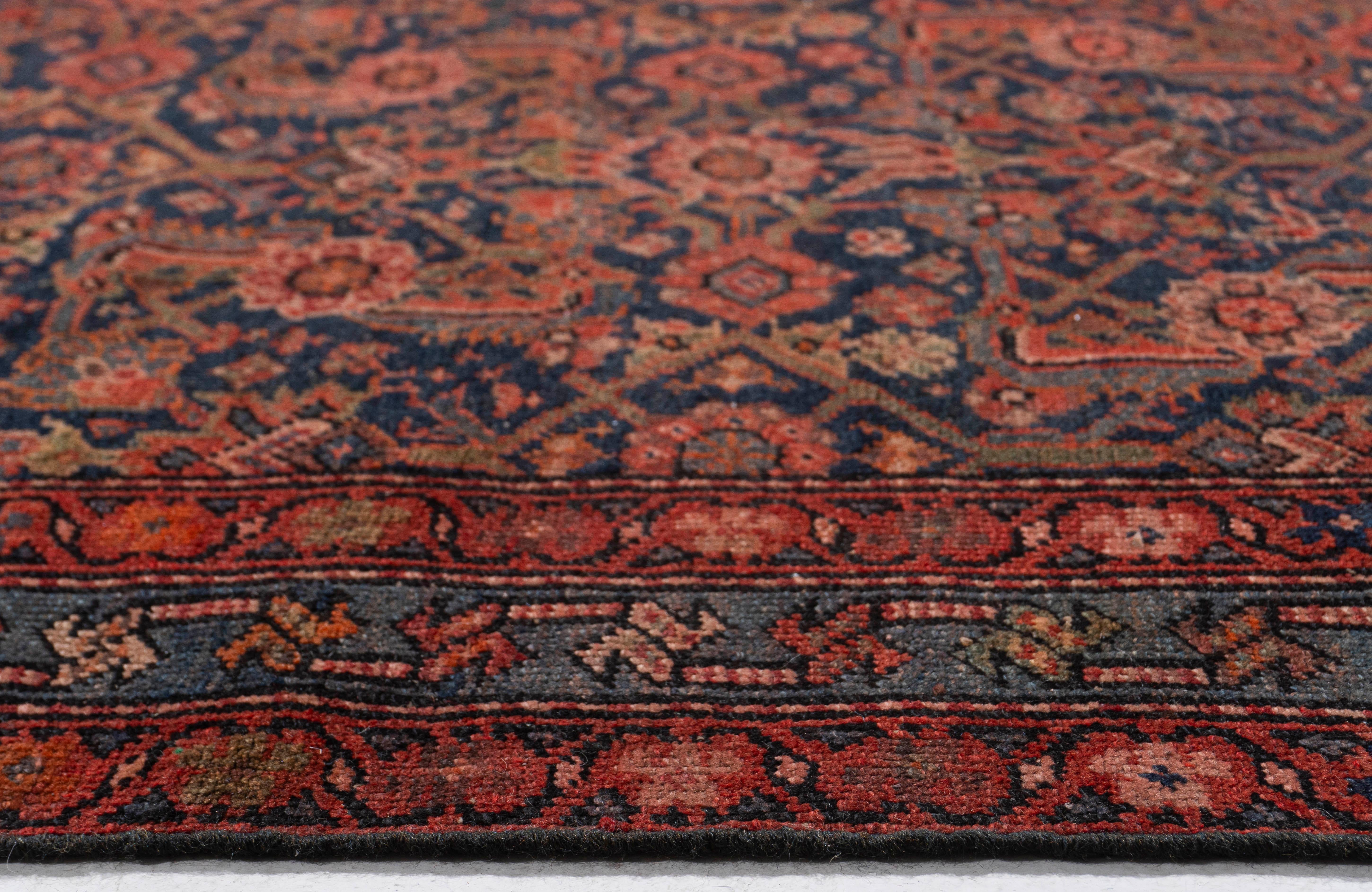 Antico runner annodato a mano rosso persiano Malayer del 1910 circa in vendita 1