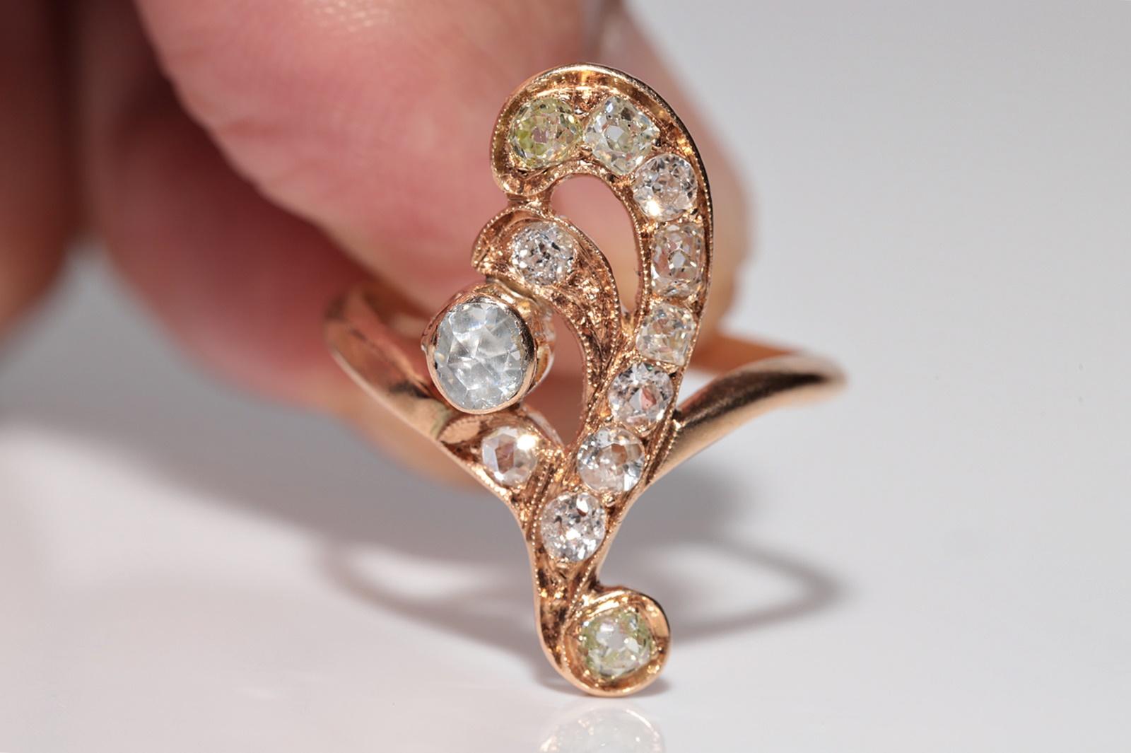 Antike CIRCA 1910er Jugendstil  14k Gold Natürlicher Diamant-Dekorierter Ring im Angebot 2