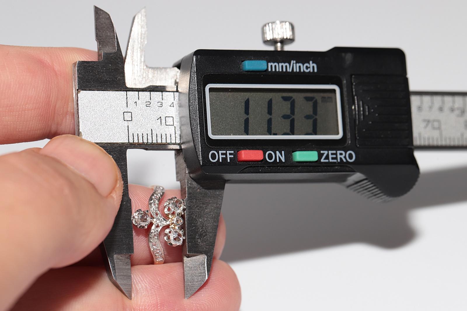 Anillo Antiguo Art Nouveau de Oro de 14 quilates con Diamantes Naturales talla Rosa, Circa 1910 en venta 7