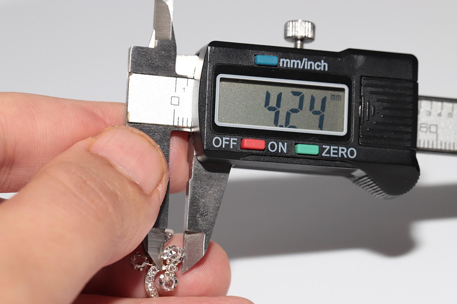 Anillo Antiguo Art Nouveau de Oro de 14 quilates con Diamantes Naturales talla Rosa, Circa 1910 en venta 8