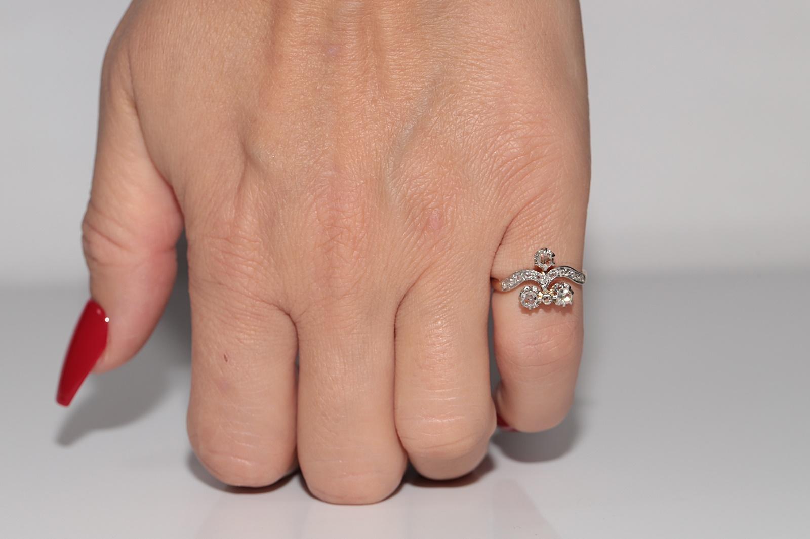 Anillo Antiguo Art Nouveau de Oro de 14 quilates con Diamantes Naturales talla Rosa, Circa 1910 en venta 11
