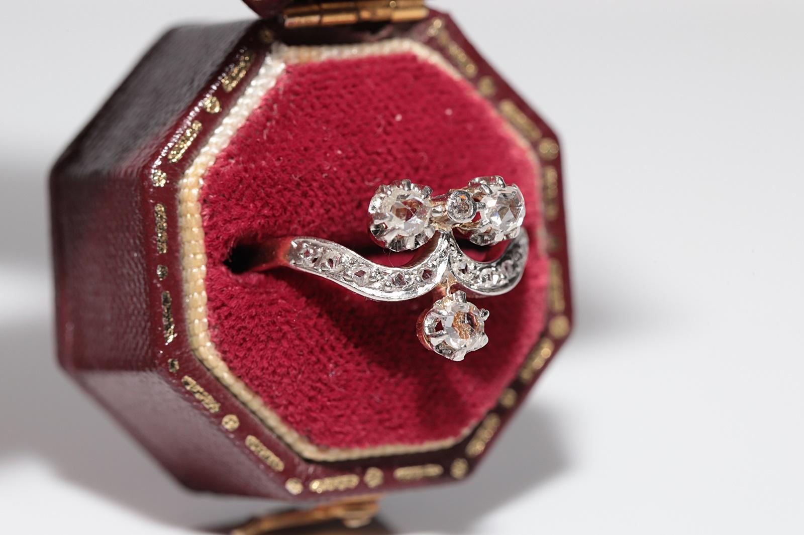 Anillo Antiguo Art Nouveau de Oro de 14 quilates con Diamantes Naturales talla Rosa, Circa 1910 Corte rosa en venta