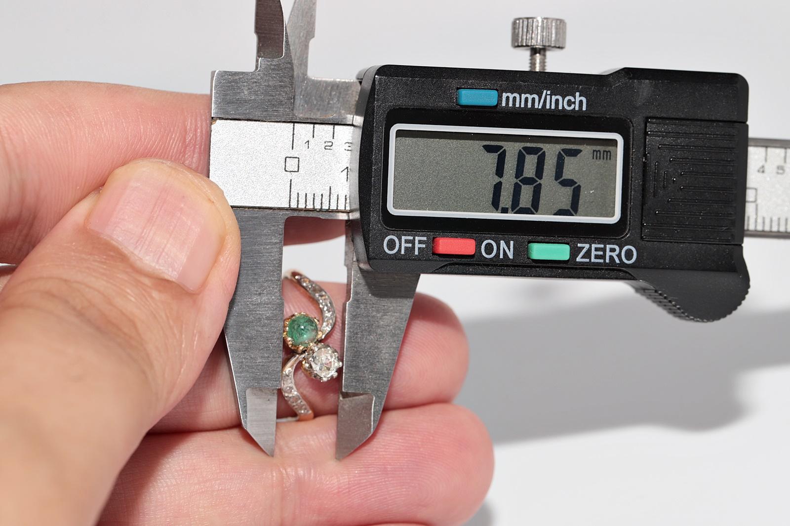 Anello in oro 18k con diamante naturale e smeraldo, antico, CIRCA 1910, Art Nouveau in vendita 6