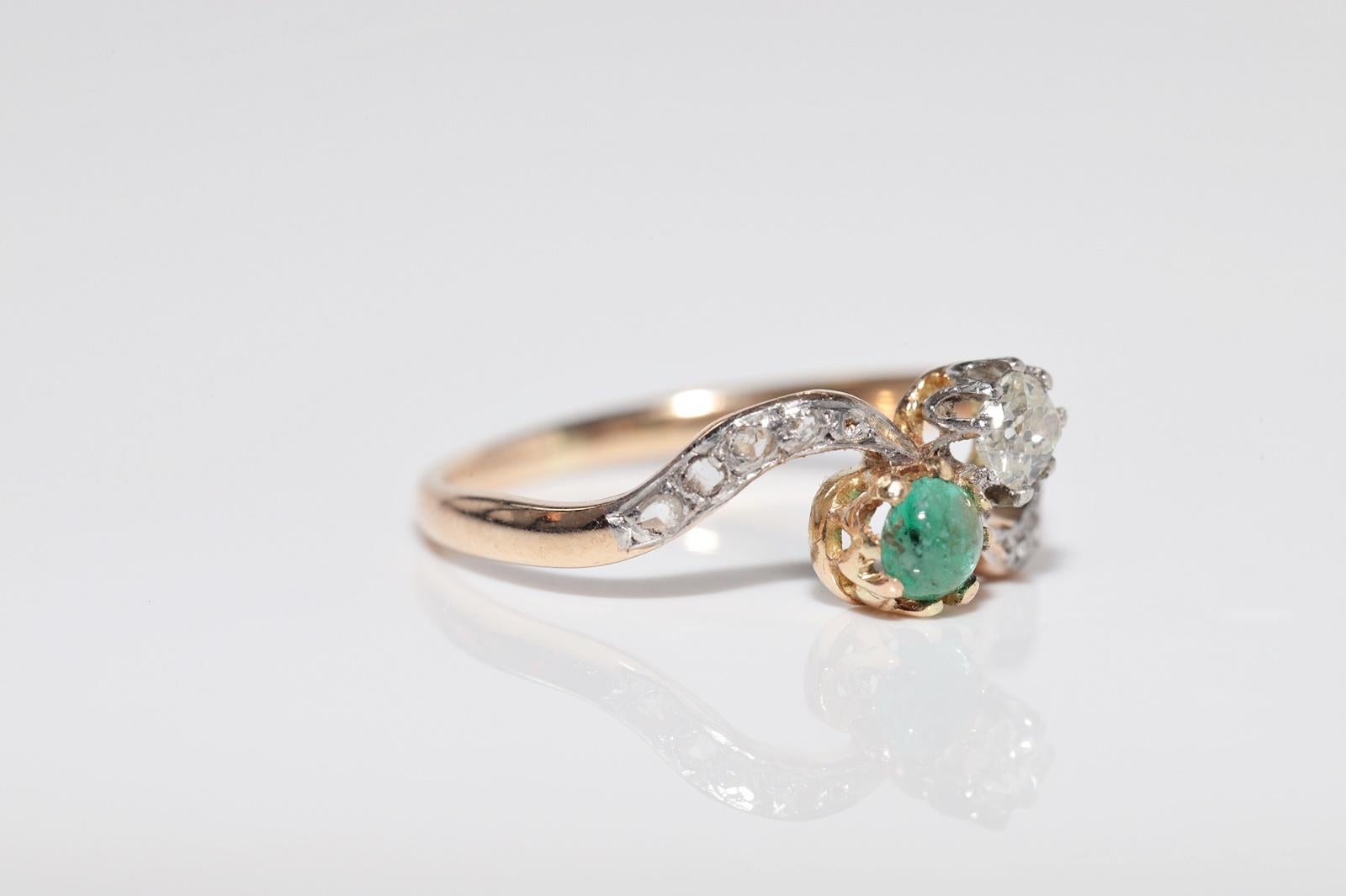 Anello in oro 18k con diamante naturale e smeraldo, antico, CIRCA 1910, Art Nouveau in vendita 1