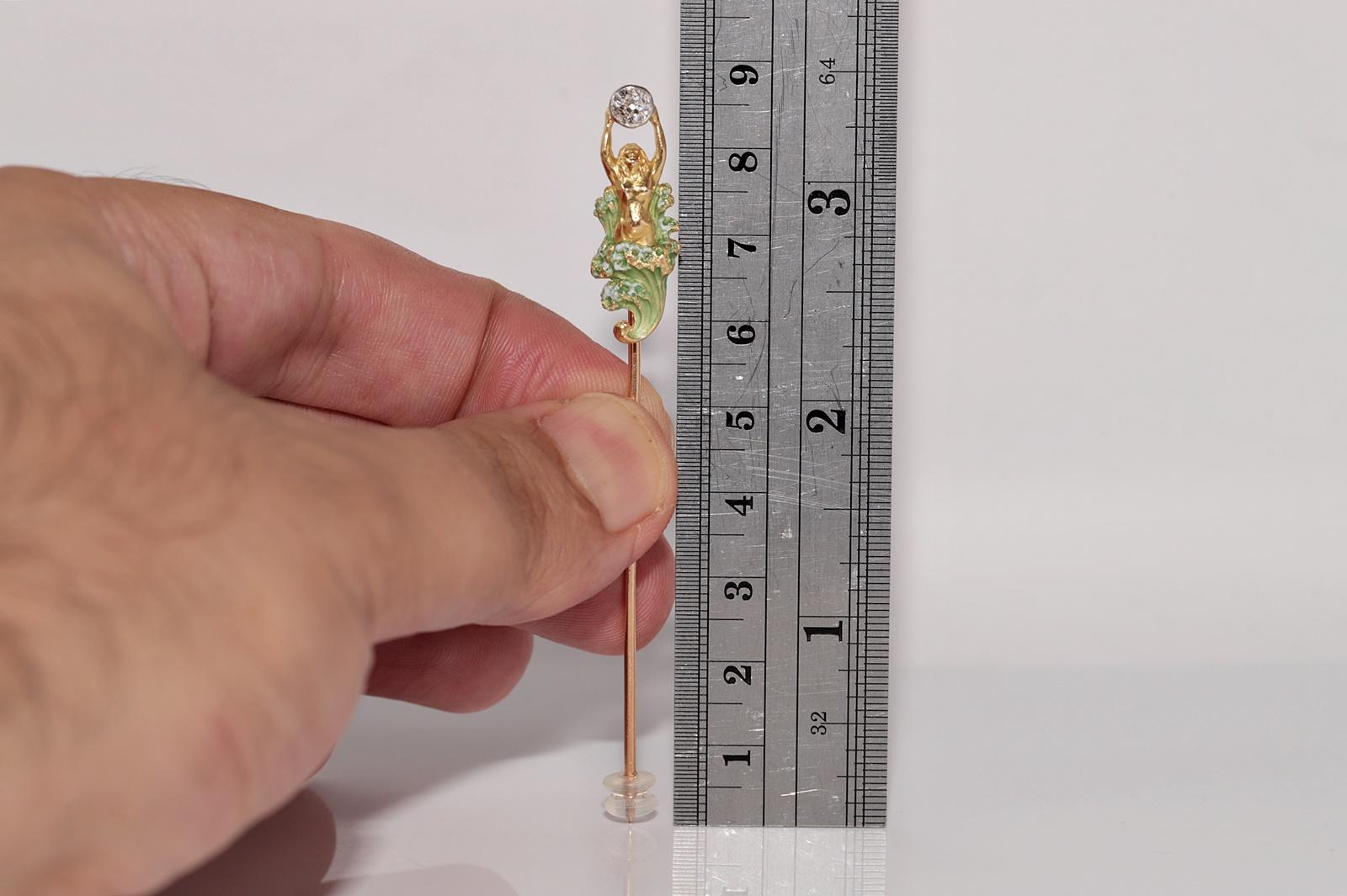 Antique Circa 1910s Art Nouveau 18k Gold Natural Old Cut Diamond Enamel brooch In Good Condition For Sale In Fatih/İstanbul, 34