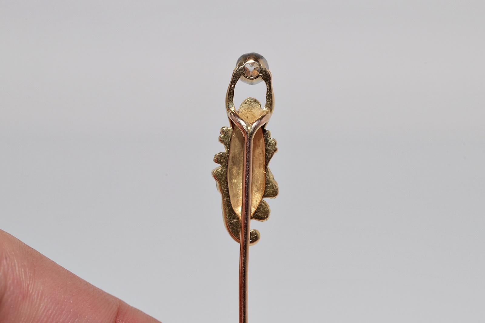 Antique Circa 1910s Art Nouveau 18k Gold Natural Old Cut Diamond Enamel brooch For Sale 2