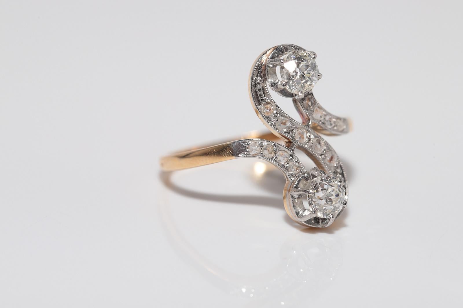 Antique Circa 1910s Art Nouveau Handcrafted 18k Gold Natural Diamond Ring For Sale 5