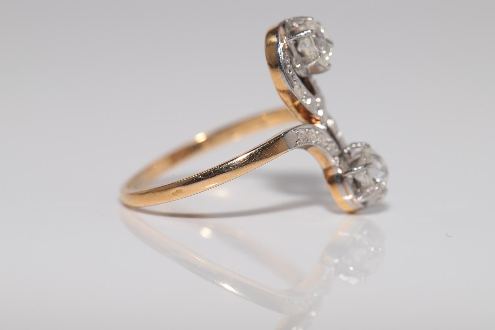 Antique Circa 1910s Art Nouveau Handcrafted 18k Gold Natural Diamond Ring For Sale 6